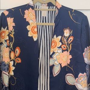 SOLD Chico’s Kimono-style jacket
